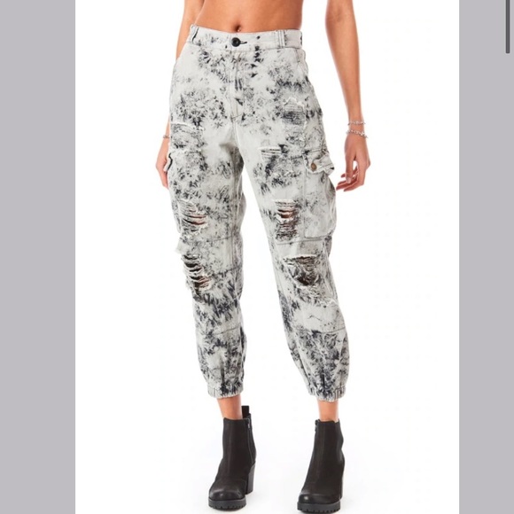 ✨NWT✨Carmar Baggy Grinded Cargo Pant Bleach Dye black and white - discontinued - Picture 1 of 17